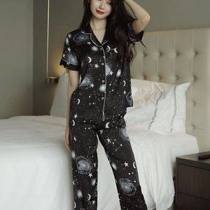 Starry Sky Printed Short Sleeve Women's Pajamas Set - Long Pants